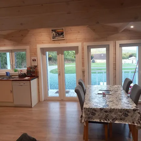 Grove View Log House